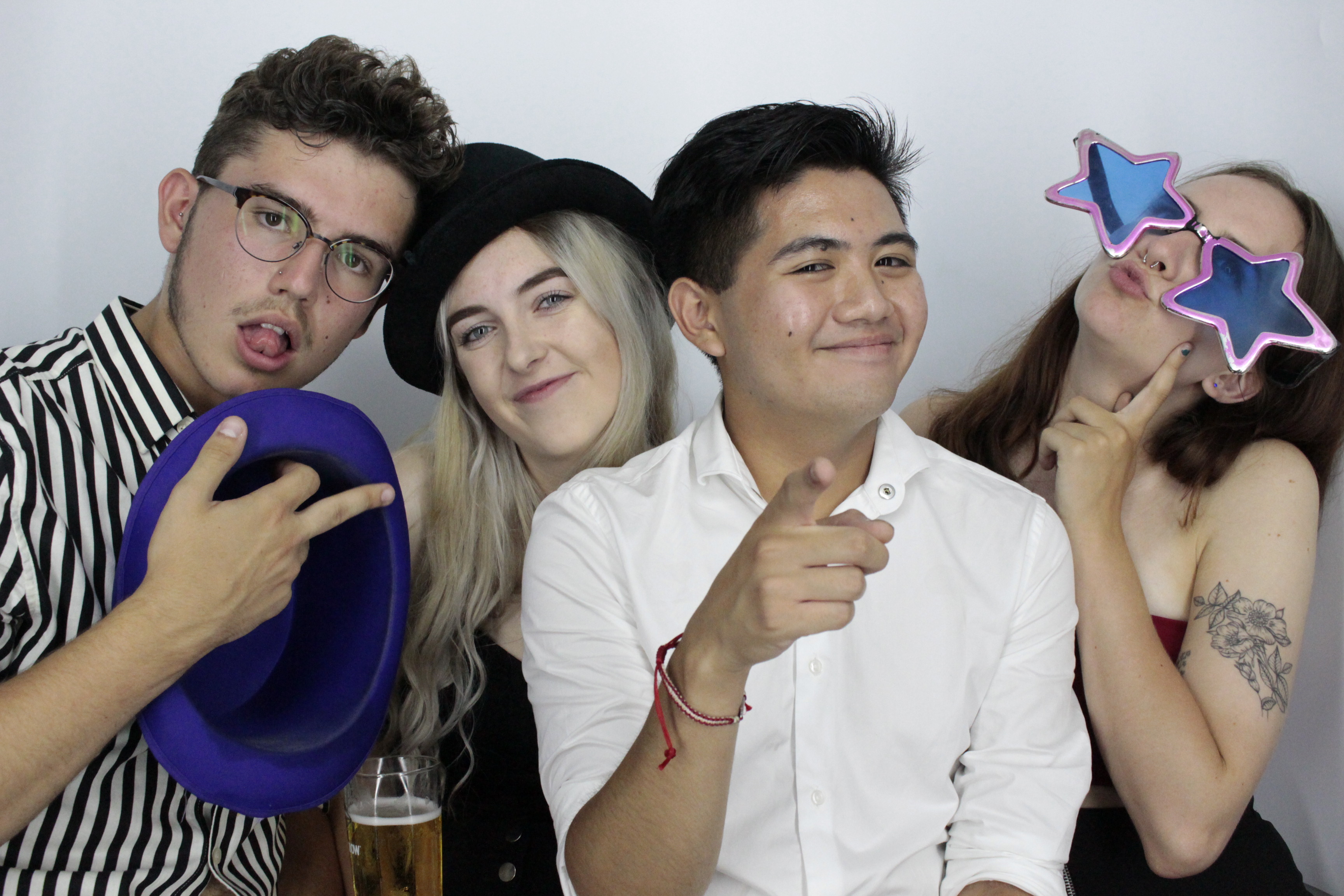 Ellesse's 21st Birthday | View more photos from the event at gallery.myphotoboothexperience.co.uk/u/MyPhotoBoothExperienceLtd/Ellesses-21st-Birthday